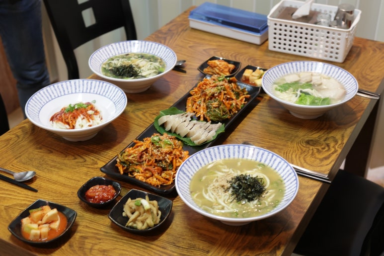 돌담칼국수 이미지