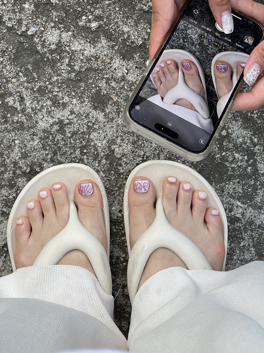 데이데이 네일&뷰티 이미지