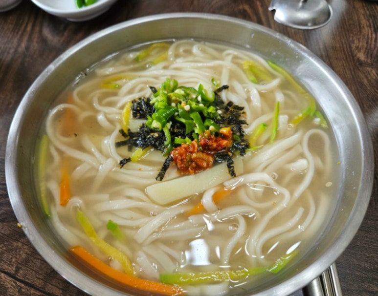 중명칼국수 이미지