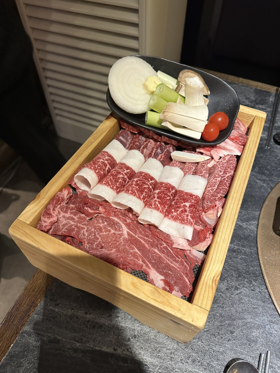 한우한돈숯불구이 이미지