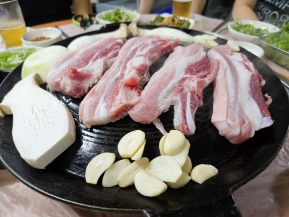 또치네삼겹살 이미지