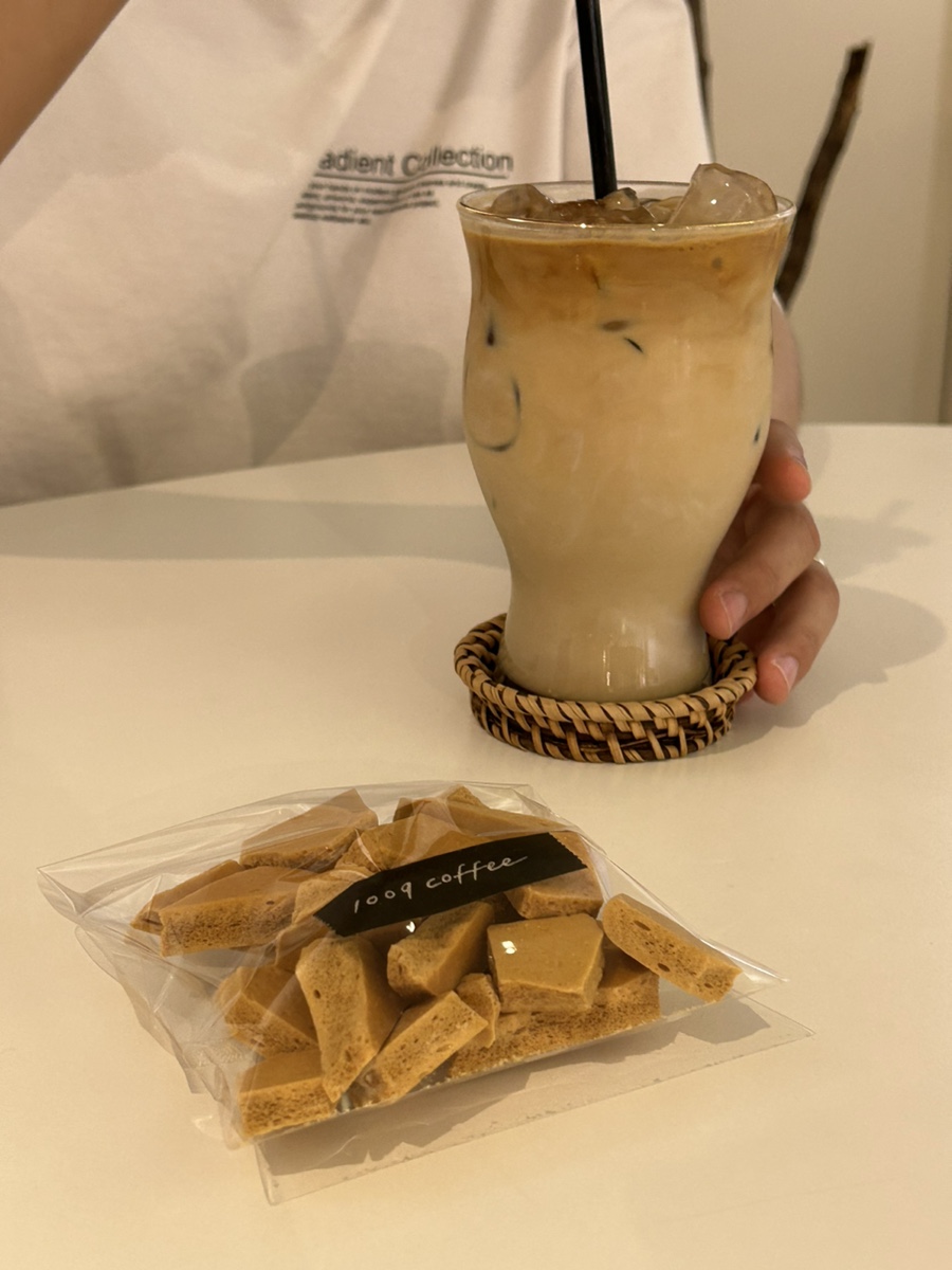 1009 COFFEE 이미지