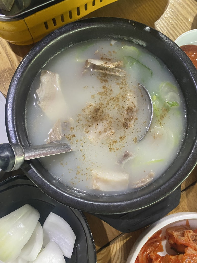 장수소머리순대국 이미지