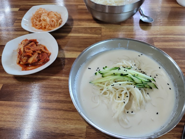 팔송정칼국수 이미지