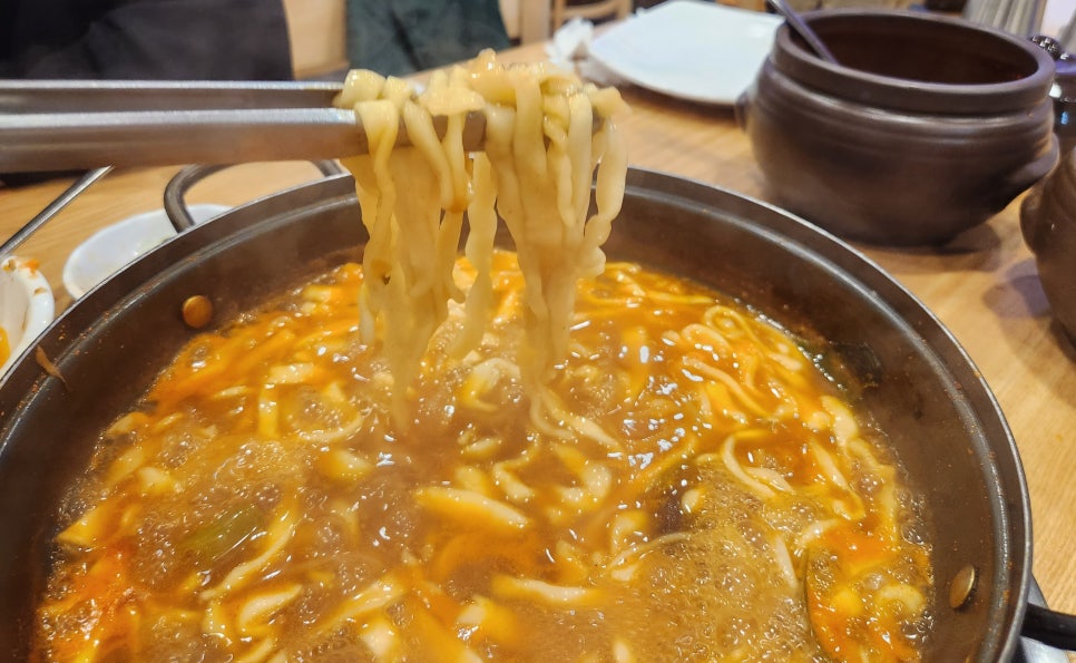 읍성해물칼국수 이미지