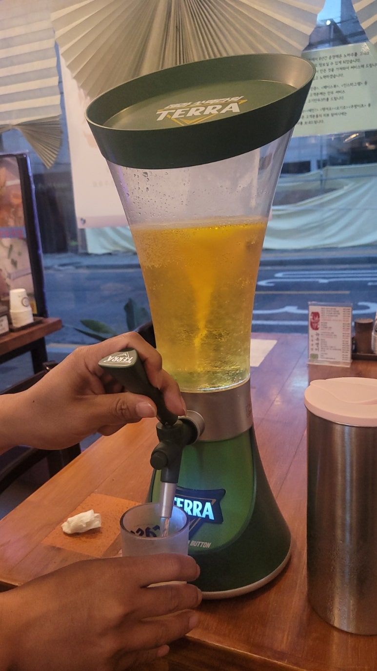 뉴욕쟁이한우국밥 이미지