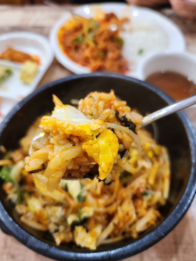 부엉김밥 이미지