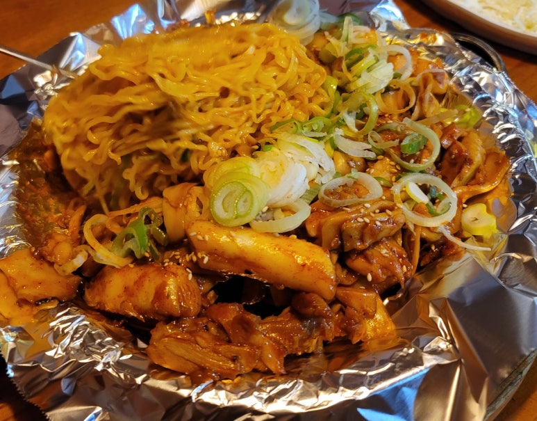 장터숯불닭바베큐 이미지