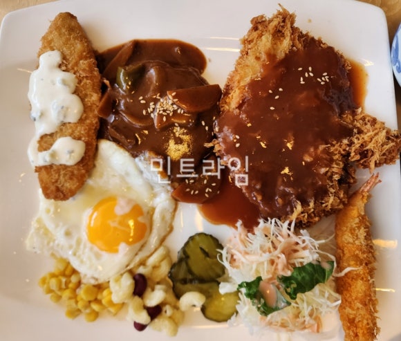 하얀집식당 이미지