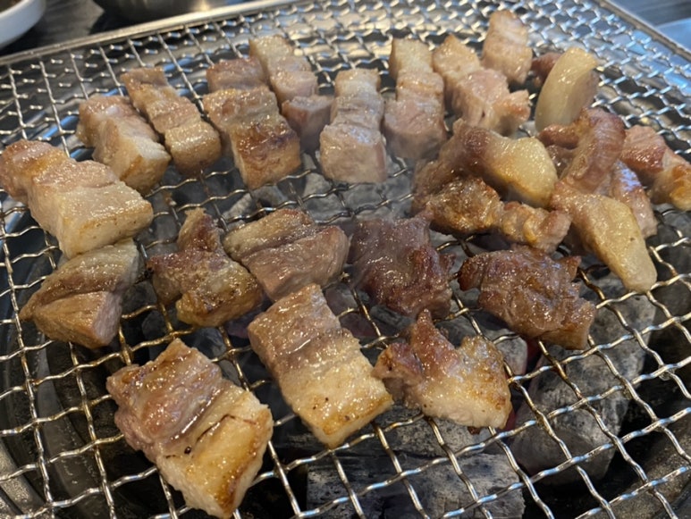 고령참숯뒷고기 이미지
