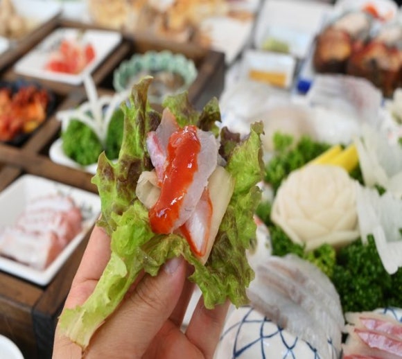 몽돌밭횟집 이미지