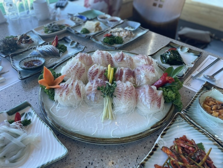 큰바다횟집 이미지