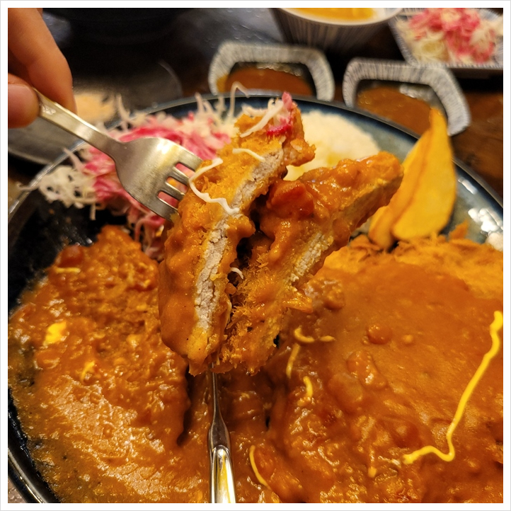 엄지돈까스 이미지