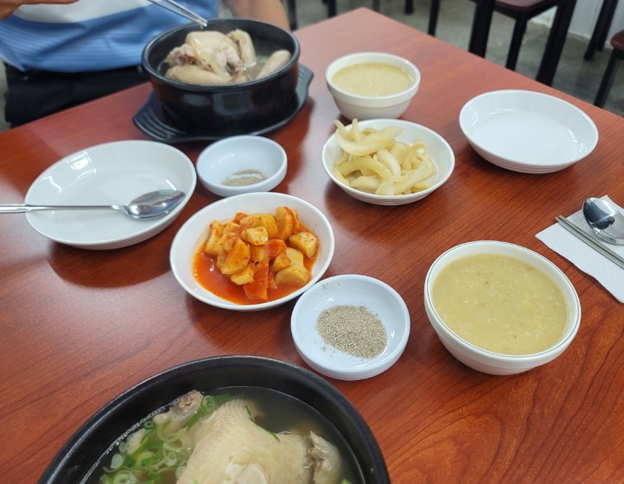 원조황칠나무녹두닭백숙 이미지