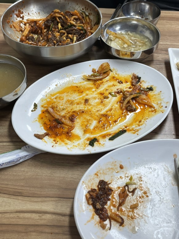 앗차냉면 이미지