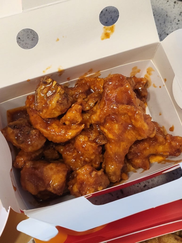 아주커치킨담빛 이미지