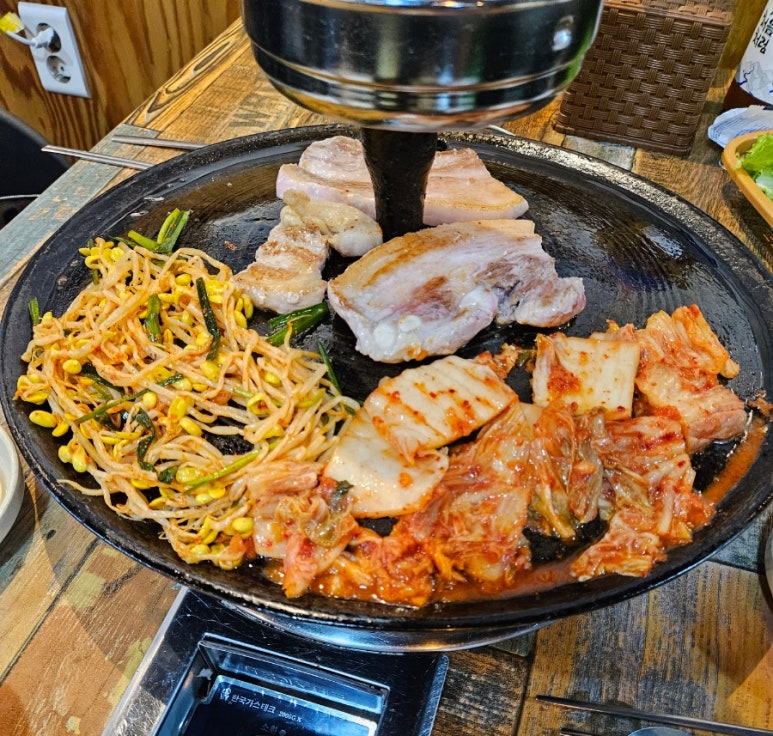 북문솥뚜껑삼겹살 이미지