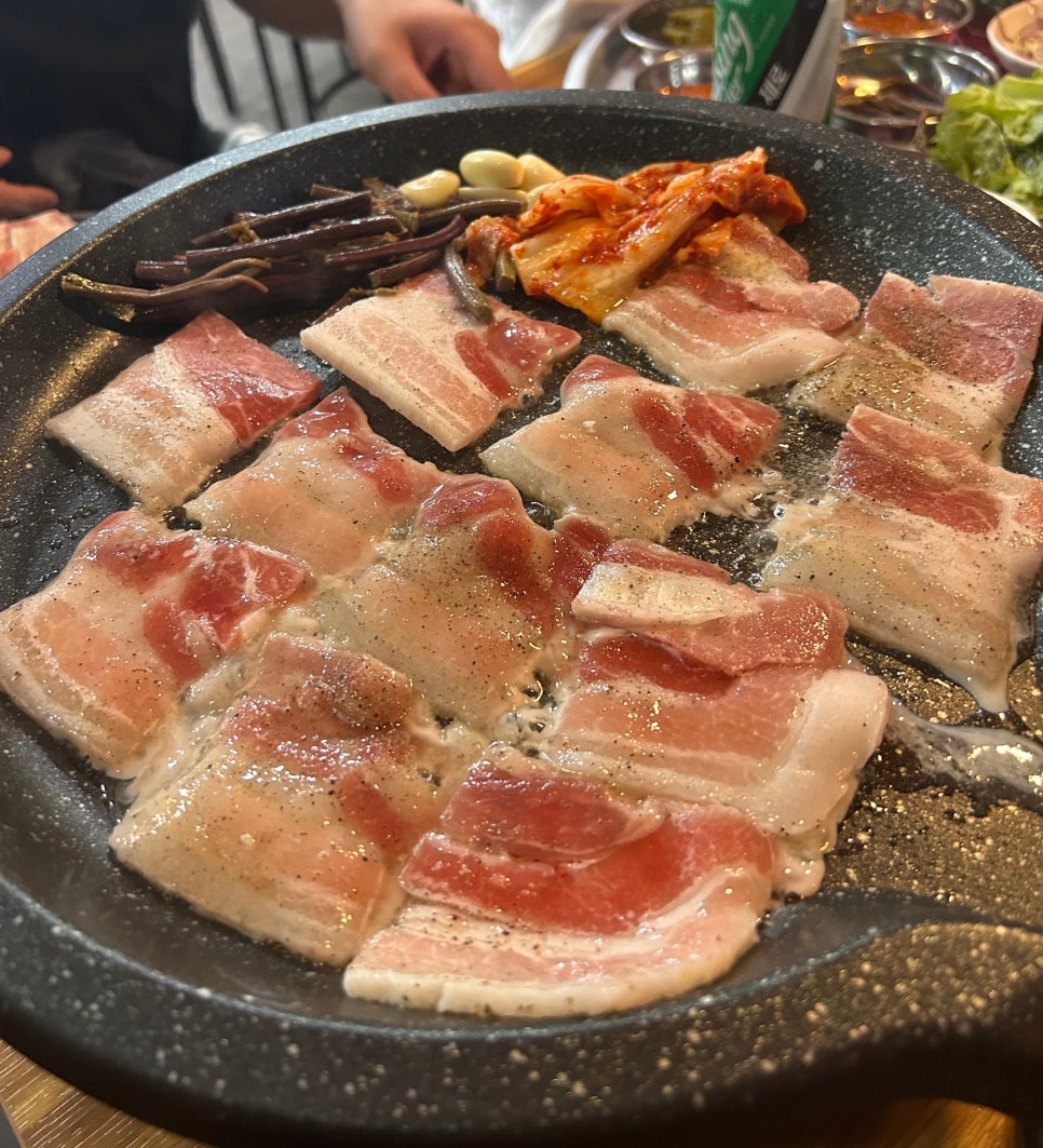뚱이네삼겹 이미지