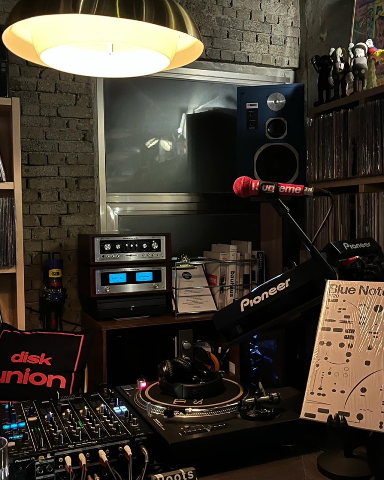 루츠 레코드 바(Roots Record Bar) 이미지
