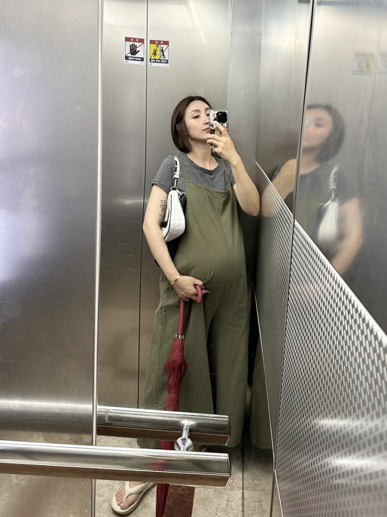 아롱네일 이미지