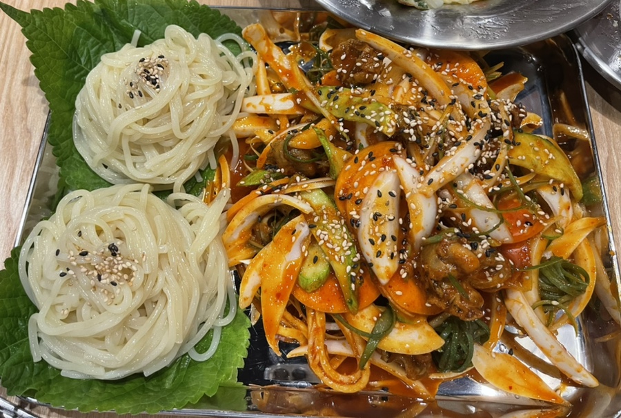 누구나홀닭반한닭 이미지