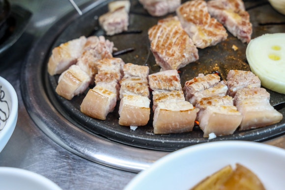 꺼멍연탄구이 이미지