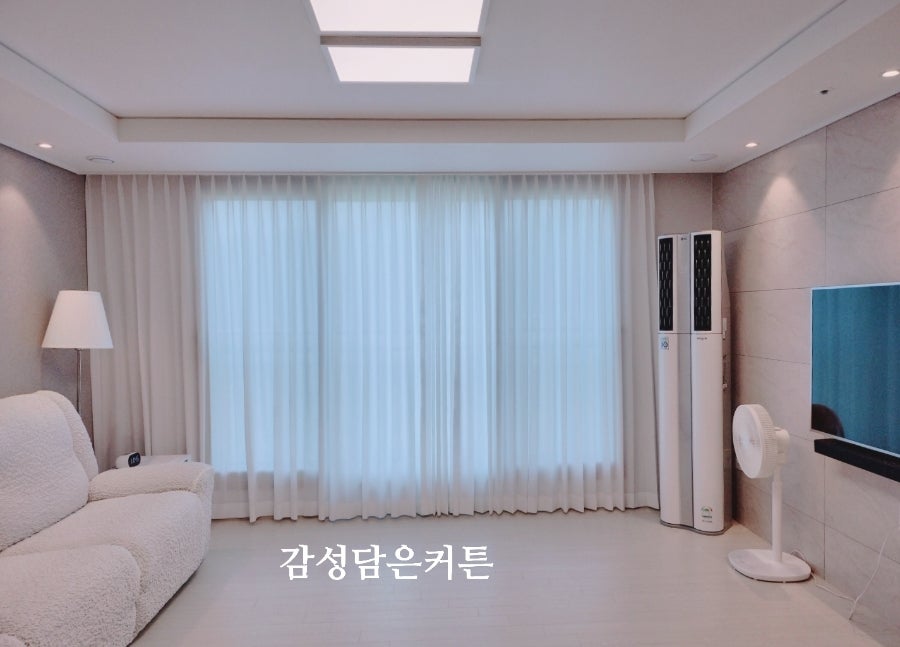 감성담은커튼 이미지