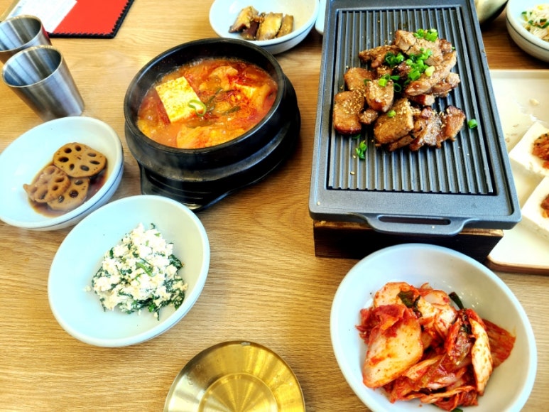능동순두부 이미지