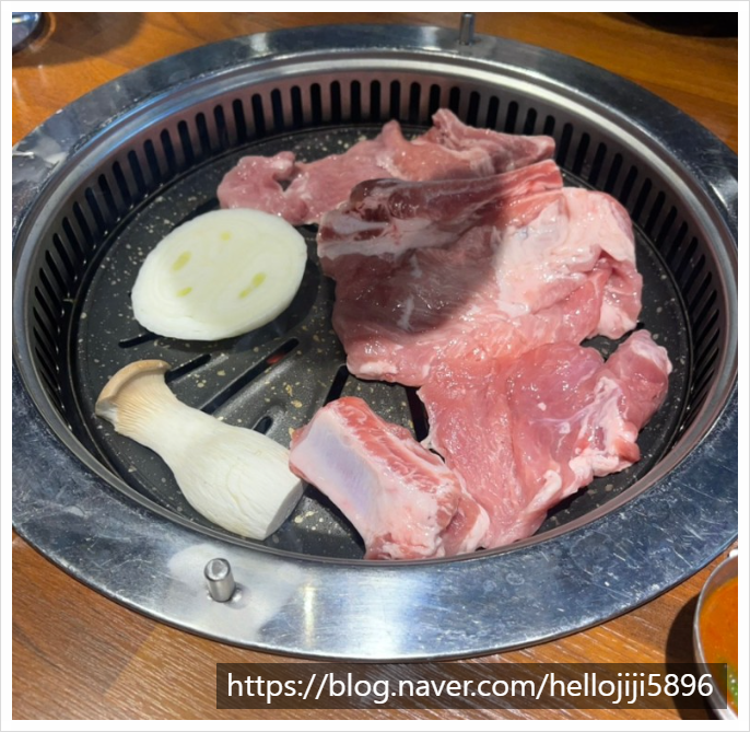 불판생돼지 이미지