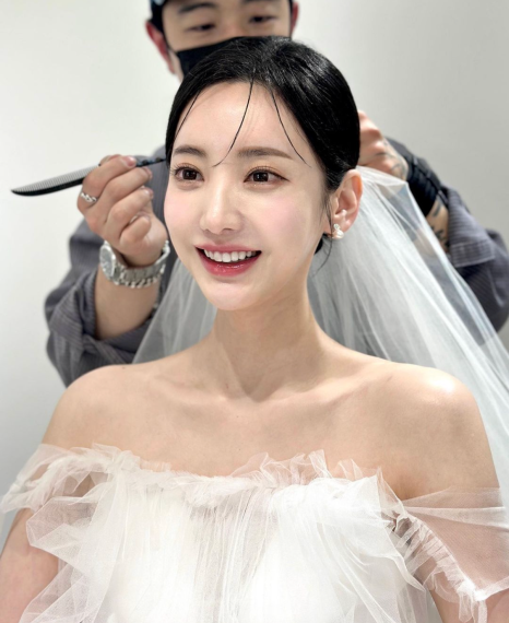 뮤 메이크업 이미지