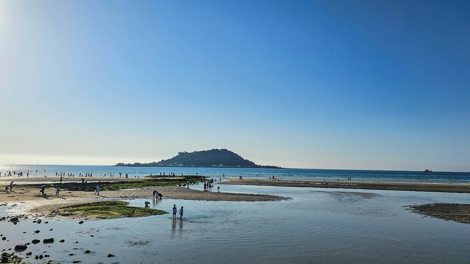 Hyeopjae Beach