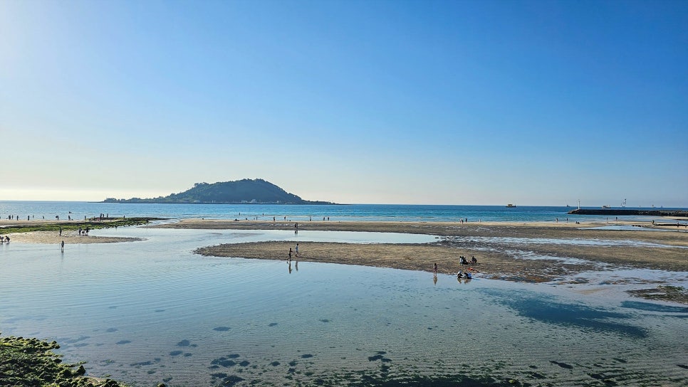 Hyeopjae Beach