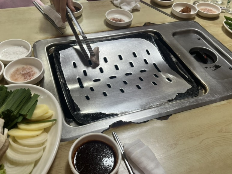 누렁이식당 이미지
