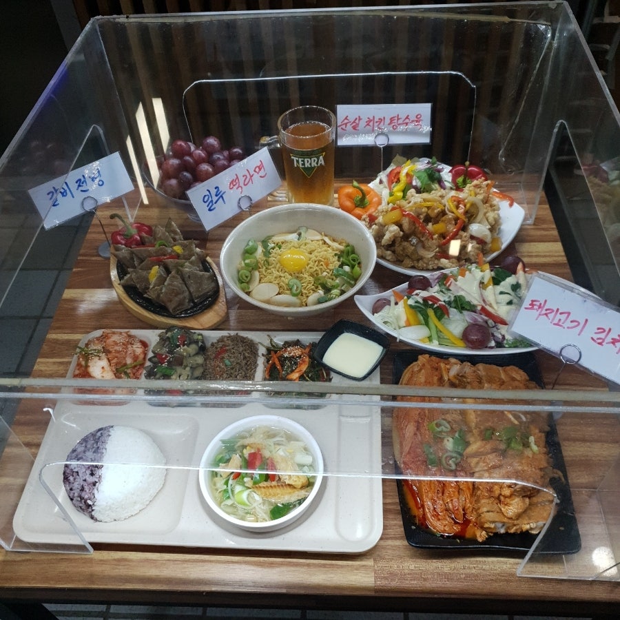 퓨전한식부페 이미지