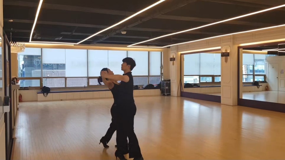 드림스포츠댄스학원 이미지