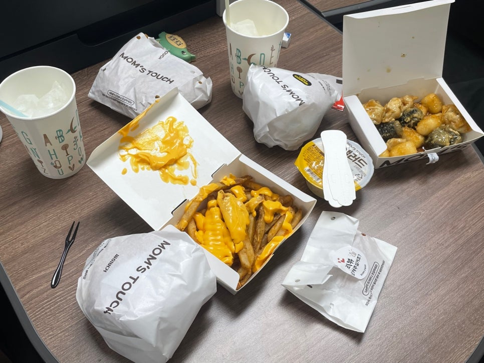 맘스터치 김해인제대점 이미지