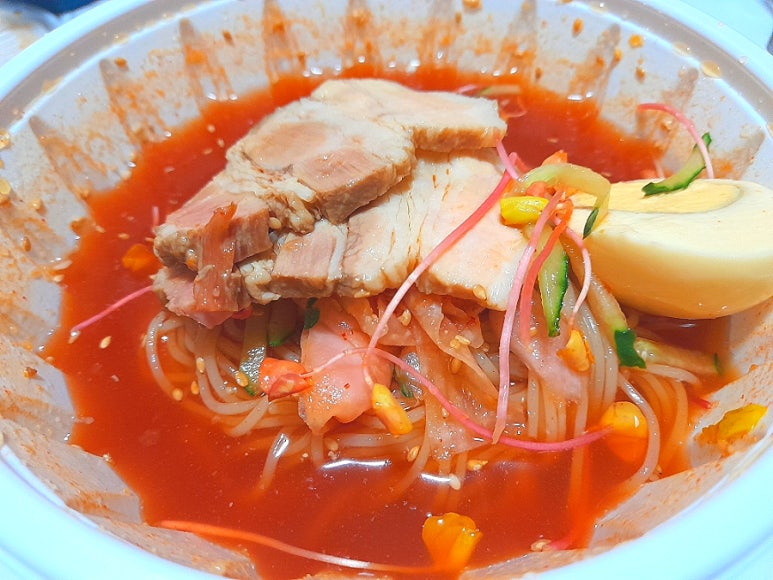 메밀꽃밀면 이미지