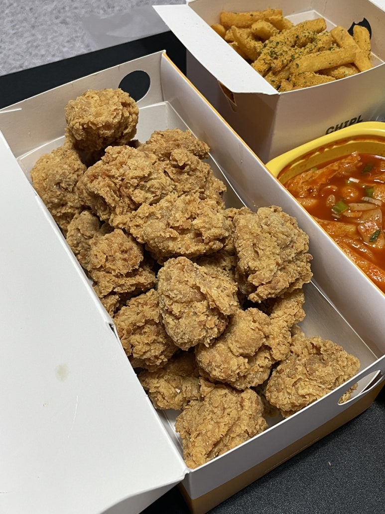 치킨플러스구미 이미지