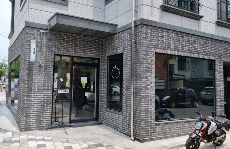 로우로우(llow rrow) 이미지