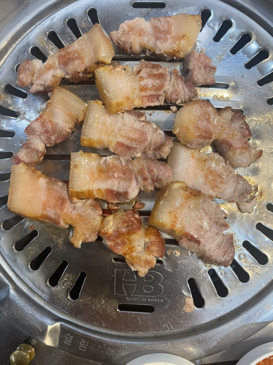 장수흑돼지 이미지