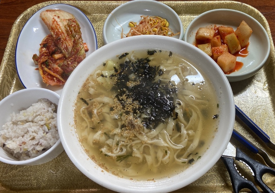 황후칼국수 이미지