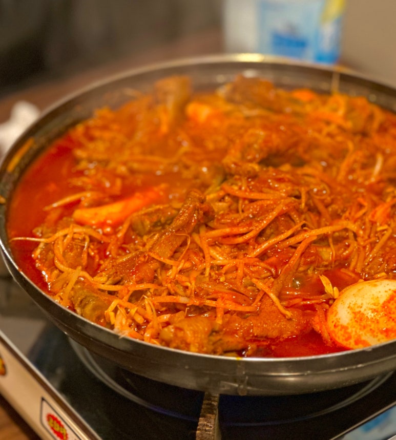 청춘국물닭발 이미지