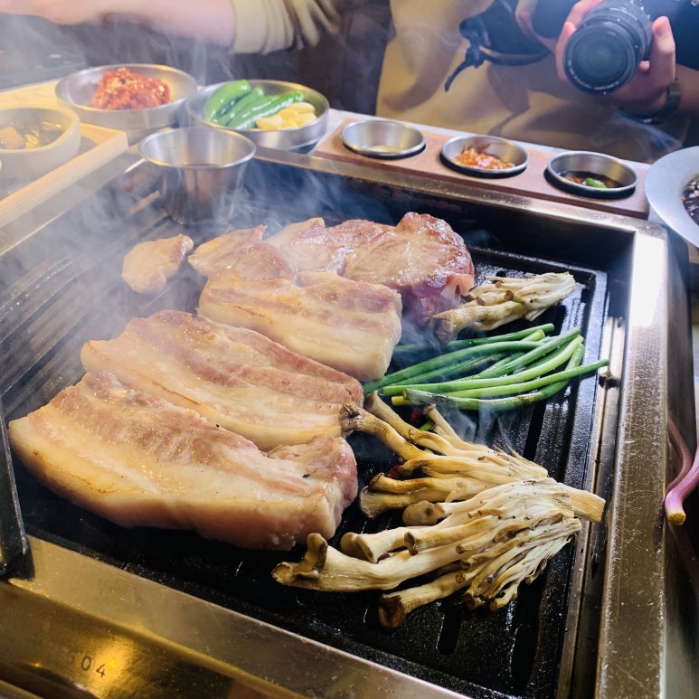 돼지곳간 이미지