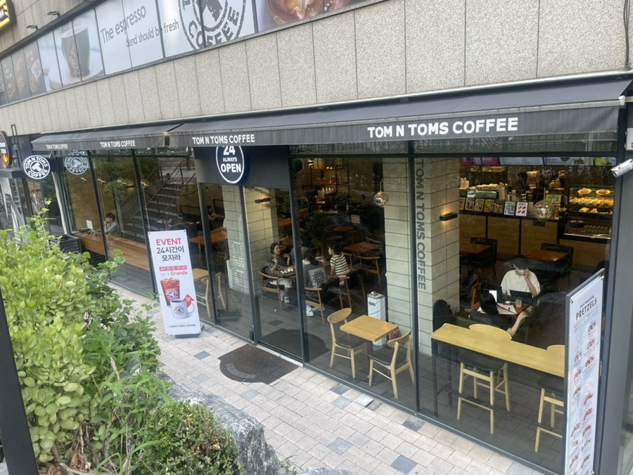 탐앤탐스왕십리센트라스점 이미지