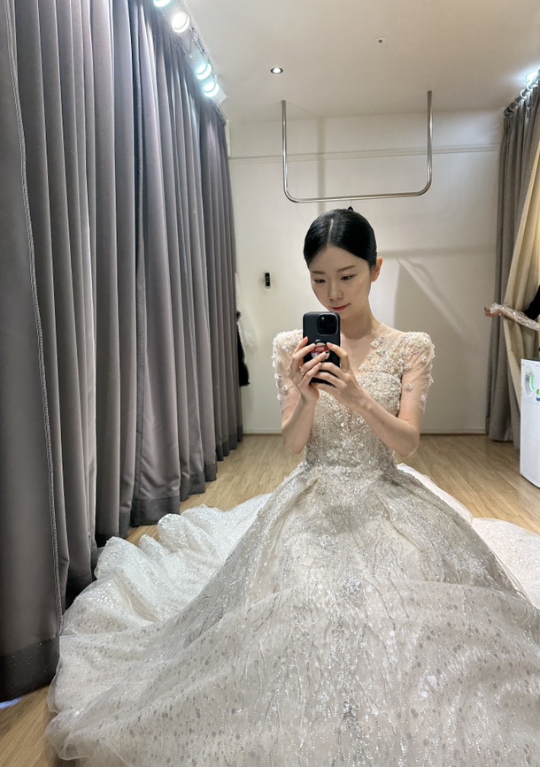 아르떼메이크업드레스 이미지
