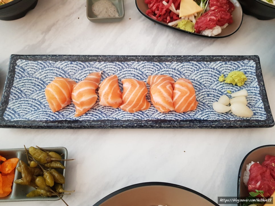 육회바른연어역북점 이미지