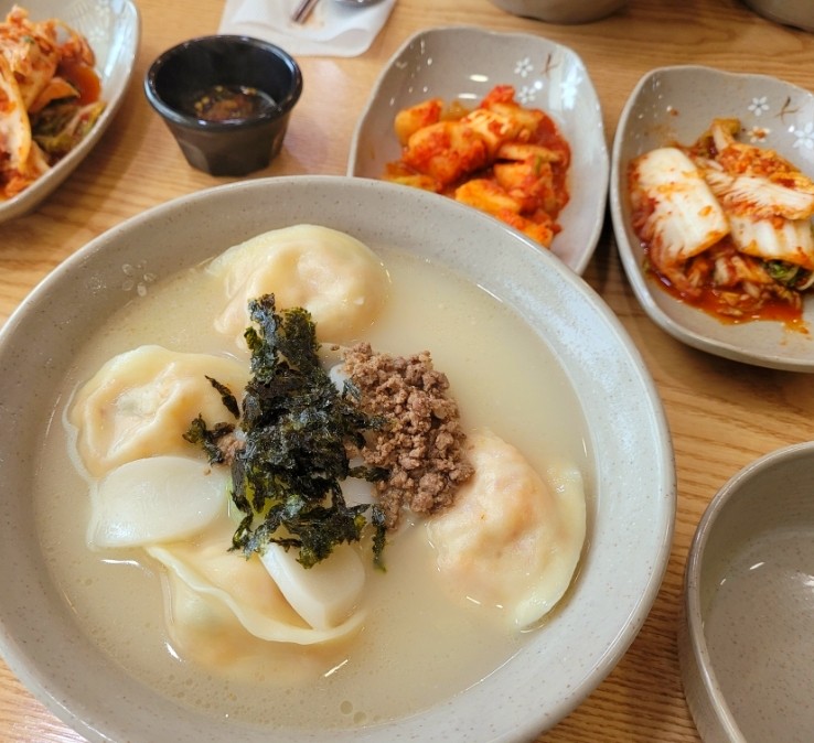 안성최가손만두 이미지
