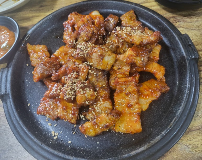홍천연탄고추장삼겹살 이미지