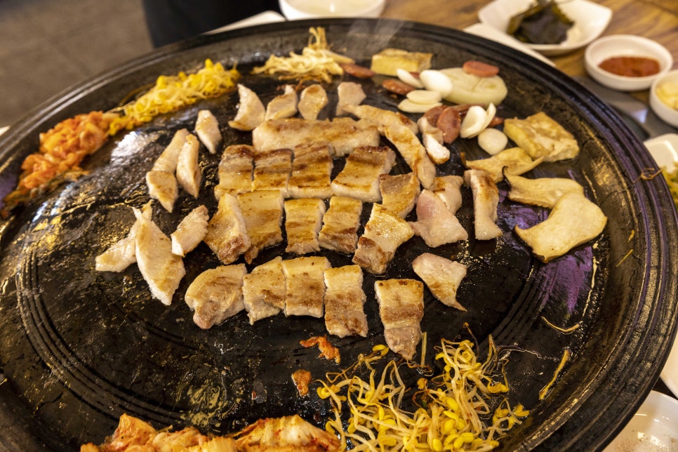 일품왕솥뚜껑 이미지