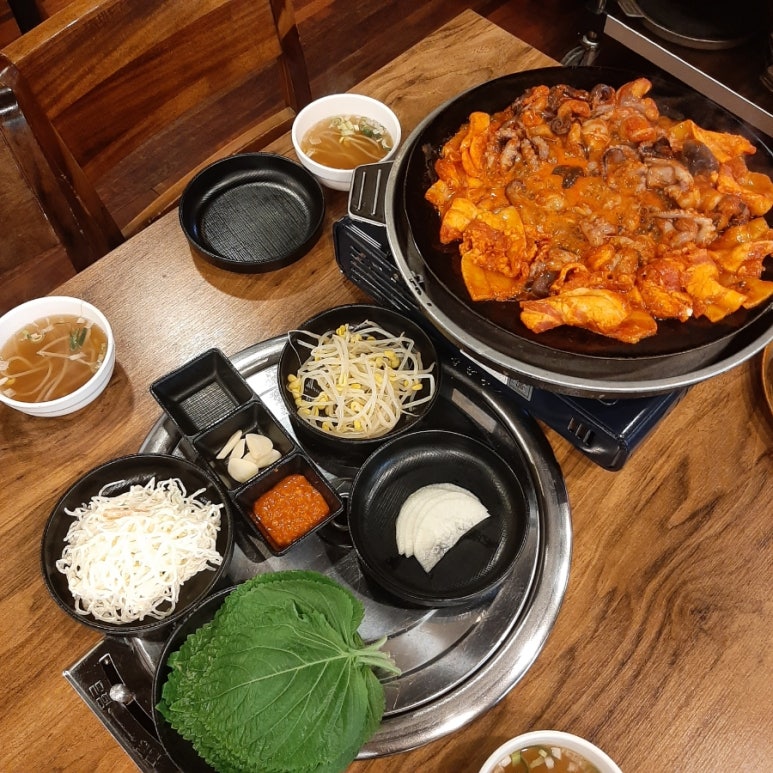 평촌쭈꾸미쌈겹 이미지